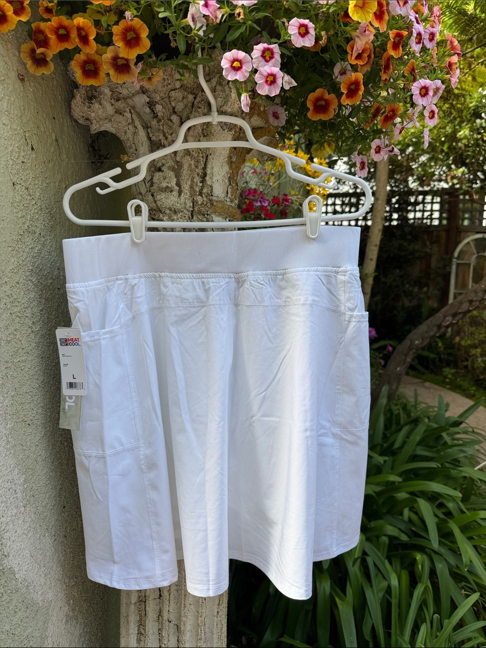 32 Degrees White Active Pull-On Skort with Two Pockets